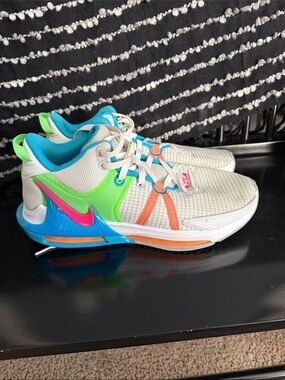 LeBron James Nike Witness 7
